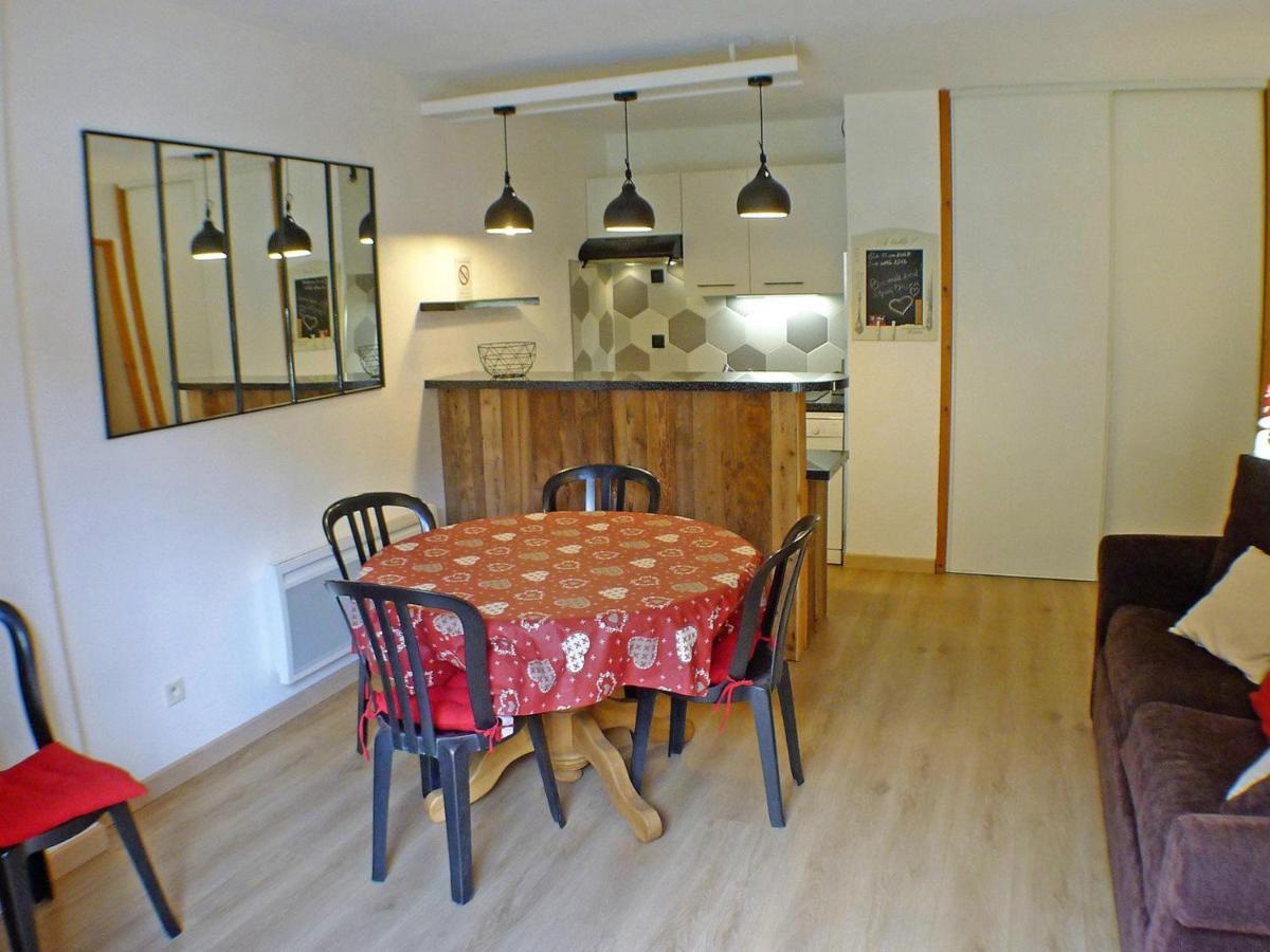 Appartement Confortable Avec Piscines, Terrasse Et Parking A Samoens - Fr-1-629-100 Kültér fotó